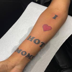 ดาวน์โหลดและฟังเพลง Be yourself  (Explicit) พร้อมเนื้อเพลงจาก GHOULLY