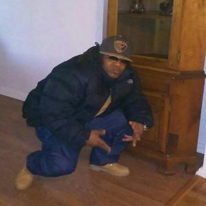 Listen to Everyday Hustle song with lyrics from Bang'em up Muff-Dog