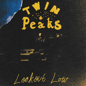 ดาวน์โหลดและฟังเพลง Under A Smile พร้อมเนื้อเพลงจาก Twin Peaks