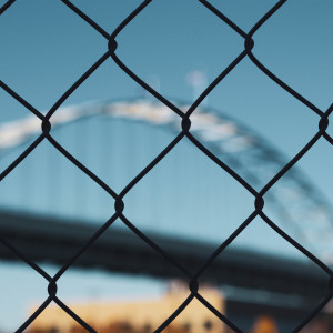 收聽Podium的Under Seige歌詞歌曲