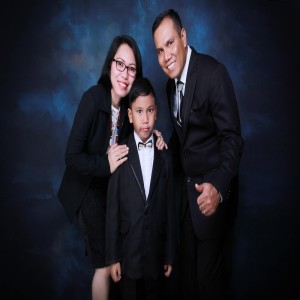 Listen to Bolehkah Manusia Menipu Allah song with lyrics from P.D.T. Dr. Yohanes Ratu Eda M.T. H