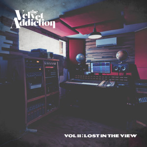 ดาวน์โหลดและฟังเพลง Diamond in the Sky พร้อมเนื้อเพลงจาก The Velvet Addiction