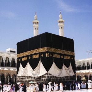 ดาวน์โหลดและฟังเพลง سورة الغاشية พร้อมเนื้อเพลงจาก هاني الرفاعي