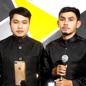 Listen to Ya Ayyuhannabi song with lyrics from Munzir