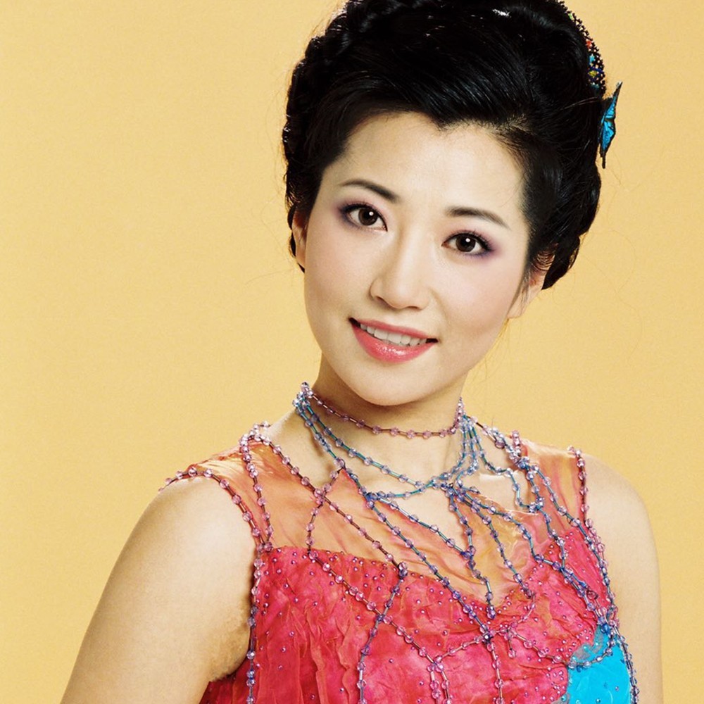 张芳