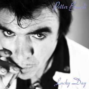 ดาวน์โหลดและฟังเพลง Lucky Day พร้อมเนื้อเพลงจาก Petter Baarli