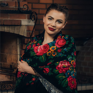 Listen to Asta-I Sara Sfântă song with lyrics from Laura Erhan