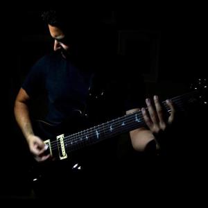 收聽Ubaldo B的The Artisan歌詞歌曲