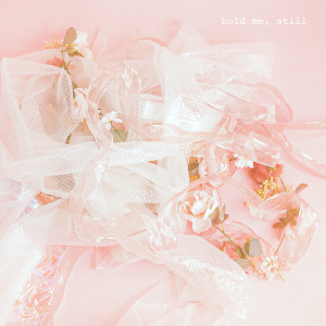 Burwell的专辑Hold Me, Still