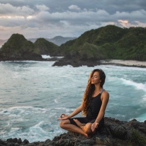 Chillout Lounge Bar Music Buddha的專輯Zen Meditation: Music for Focus