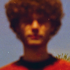 Dengarkan lagu Falando Nisso nyanyian Valentim Frateschi dengan lirik