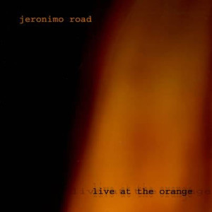收聽Jeronimo Road的Holding You (Live)歌詞歌曲
