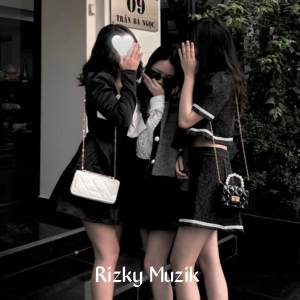Listen to Awas jaga Jarak song with lyrics from Rizky Muzik