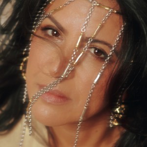 Listen to Incantation song with lyrics from Syna Awel