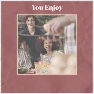 收聽Clemer Sisi的Unending Afficionado歌詞歌曲