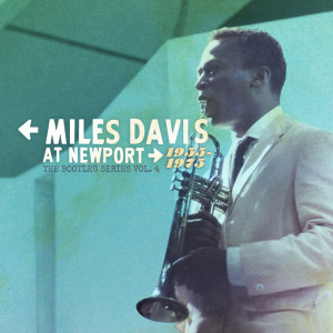 ดาวน์โหลดและฟังเพลง 'Round Midnight (Live at the Newport Jazz Festival, Newport, RI - July 1955) พร้อมเนื้อเพลงจาก Miles Davis