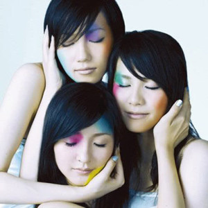 ดาวน์โหลดและฟังเพลง Polyrhythm พร้อมเนื้อเพลงจาก Perfume
