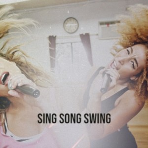 收听Ella Fitzgerald的Sing Song Swing歌词歌曲