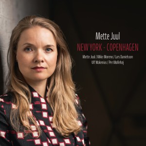 ดาวน์โหลดและฟังเพลง The Peacocks (a Timeless Place), Pt. 2 พร้อมเนื้อเพลงจาก Mette Juul
