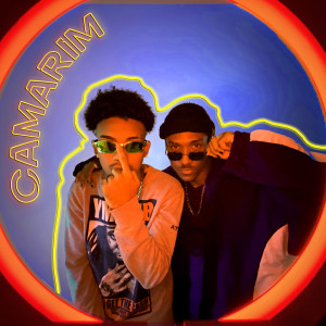 ดาวน์โหลดและฟังเพลง Camarim พร้อมเนื้อเพลงจาก Alcateia