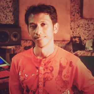 Dengarkan lagu Cerita Aku Jak Kamu nyanyian Sapta dengan lirik