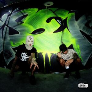 Dengarkan lagu Por Toda La Ciudad (Explicit) nyanyian Solo Cadaver dengan lirik