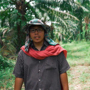 Dengarkan lagu โหม๋เด็กใหม่ nyanyian NACHOT dengan lirik