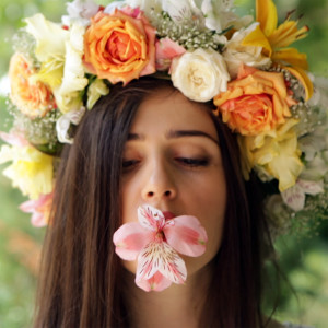 Listen to Strawberry Pie song with lyrics from Narine Dovlatyan