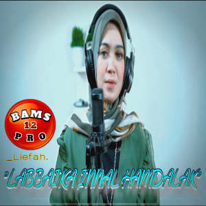 Dengarkan Labbaika Innal Hamdalak lagu dari Liefah_Maniez dengan lirik