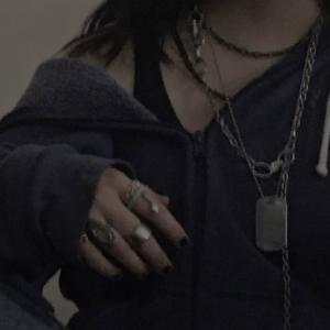 Soyuz.的專輯she mad at me. (Explicit)