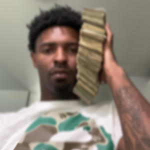 收聽Ai Spazz的4ourHunnit (feat. Yg Bando) (Explicit)歌詞歌曲