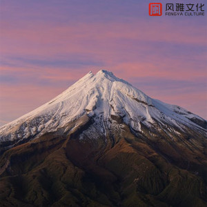 Listen to 一个人安静演奏 (古筝) song with lyrics from 轻松音乐