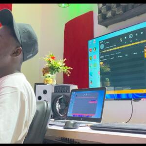 default playlist img