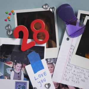 ดาวน์โหลดและฟังเพลง 28 พร้อมเนื้อเพลงจาก Lauren Spencer-Smith