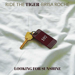 Dengarkan lagu Looking For Sunshine (Explicit) nyanyian Ride the Tiger dengan lirik
