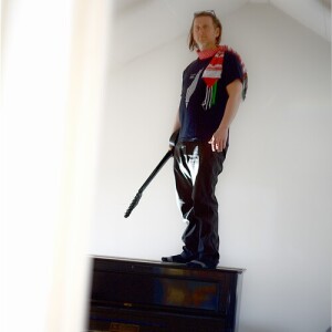 default playlist img