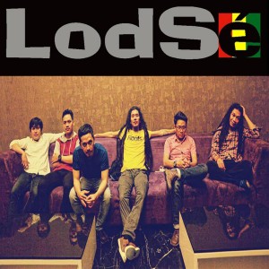 收聽Lodse的Together We Fly歌詞歌曲