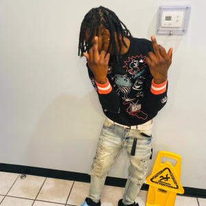 ดาวน์โหลดและฟังเพลง 2000s baby พร้อมเนื้อเพลงจาก Mmwtaymoe