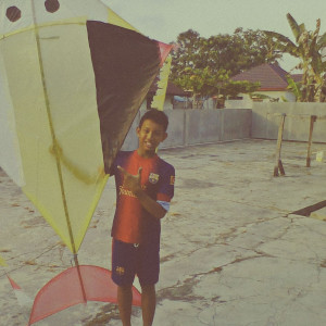 收听Davisiumbing的Kerasnya Kota歌词歌曲