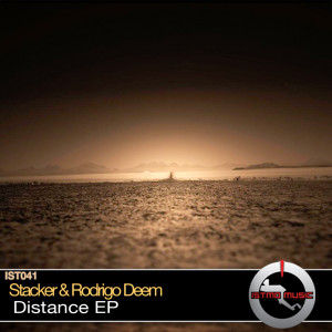 ดาวน์โหลดและฟังเพลง Distance (Original Mix) พร้อมเนื้อเพลงจาก Stacker