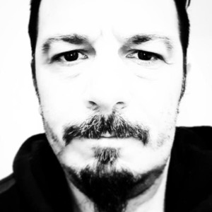 收听Carlo Russo的A dip in the stars歌词歌曲