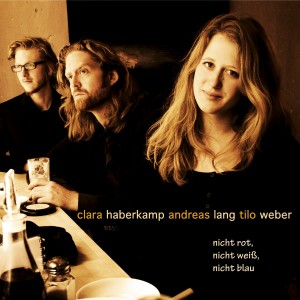ดาวน์โหลดและฟังเพลง I See Your Face Before Me พร้อมเนื้อเพลงจาก Clara Haberkamp Trio