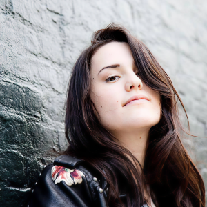Jessi Mason ดาวน์โหลดและฟังเพลงฮิตจาก Jessi Mason