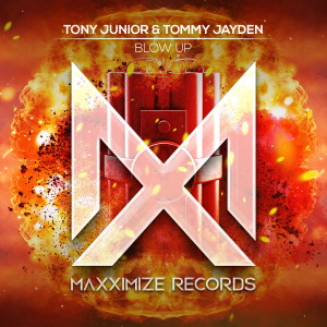 ดาวน์โหลดและฟังเพลง Blow Up (Explicit) พร้อมเนื้อเพลงจาก Tony Junior