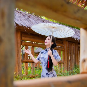 Album 烟雨你我（覃诚芳深情版） from 