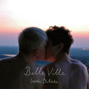 ดาวน์โหลดและฟังเพลง Flat พร้อมเนื้อเพลงจาก Belle Ville