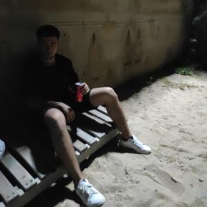 Dengarkan Nefretle Anlaşma (Explicit) lagu dari MFK dengan lirik