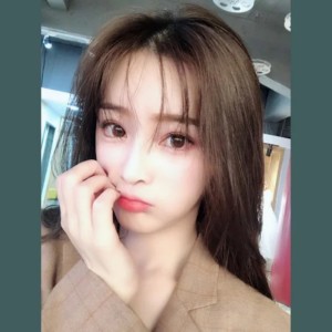 收听戴羽彤的病变歌词歌曲