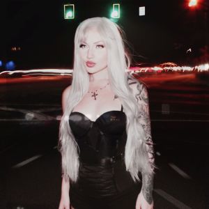 babychaos的專輯RED DRAGON