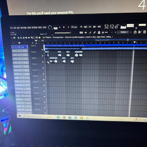 default playlist img